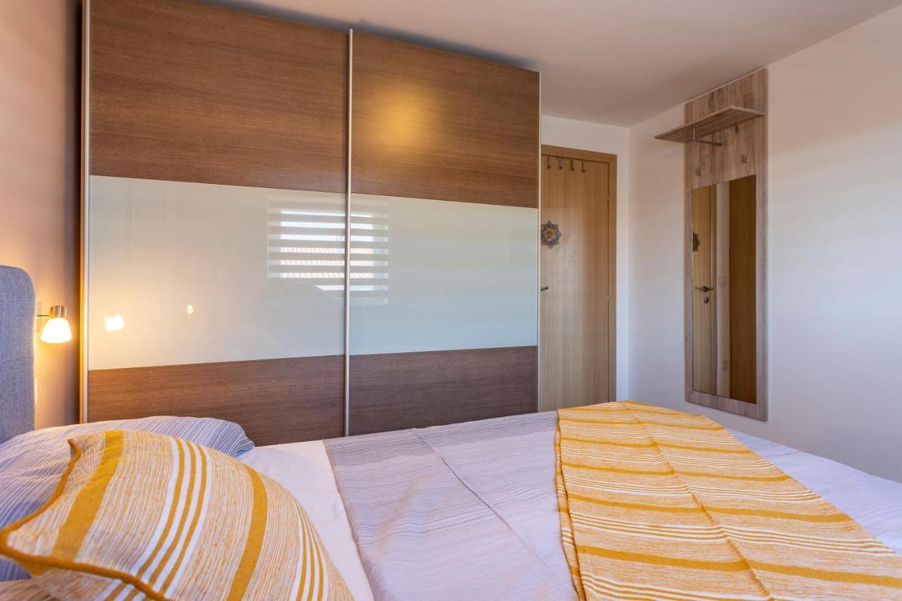 Apartman Ember Пула Экстерьер фото